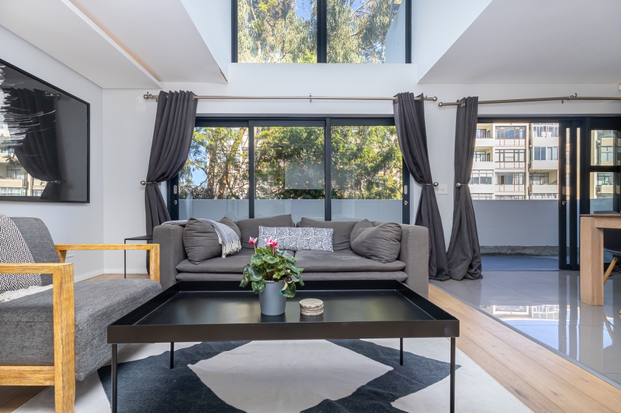 To Let 2 Bedroom Property for Rent in Sea Point Western Cape